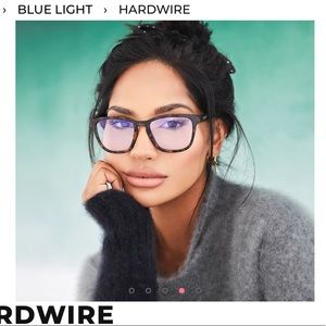 Quay Hardwire Bluelight Glasses
